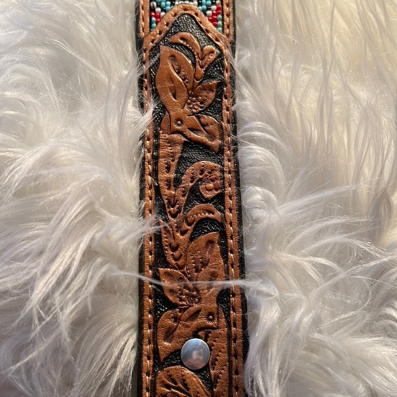 Hand made beeded belt - Picture 1 of 5